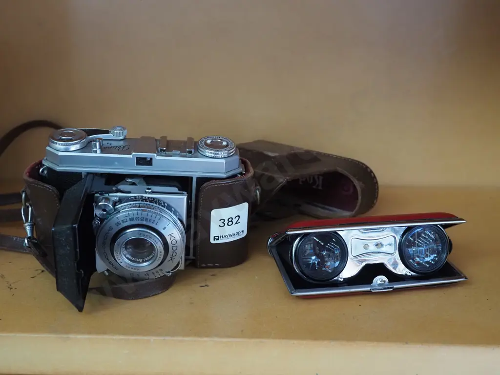 vintage Kodak 35mm camera, opera glasses Image 1++