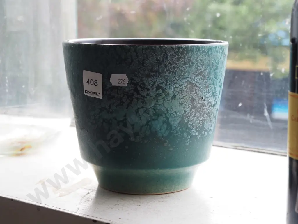 mid century jardiniere Image 1++