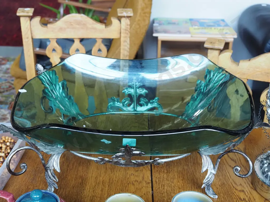 large green glass bowl on wrought stand Bowl diam515 Image 1++