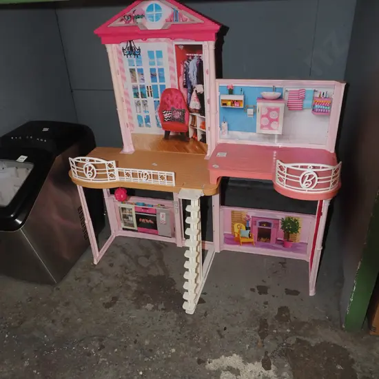 plastic children's dollhouse
