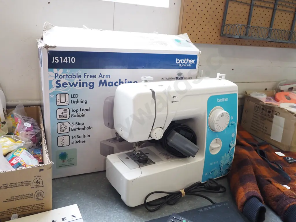 Brother JS1410 sewing machine Image 1++