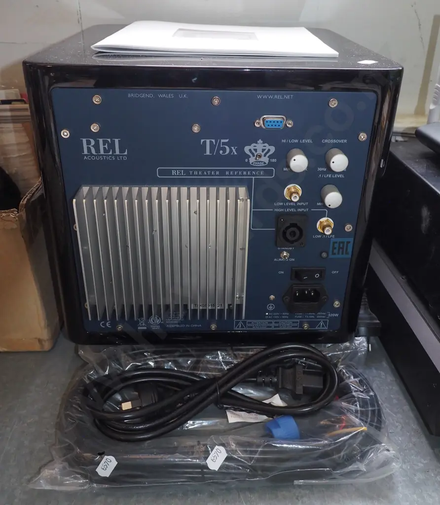 Reltx5 sub base speaker Nuforce processor, naim audio components, box of cables Image 1++