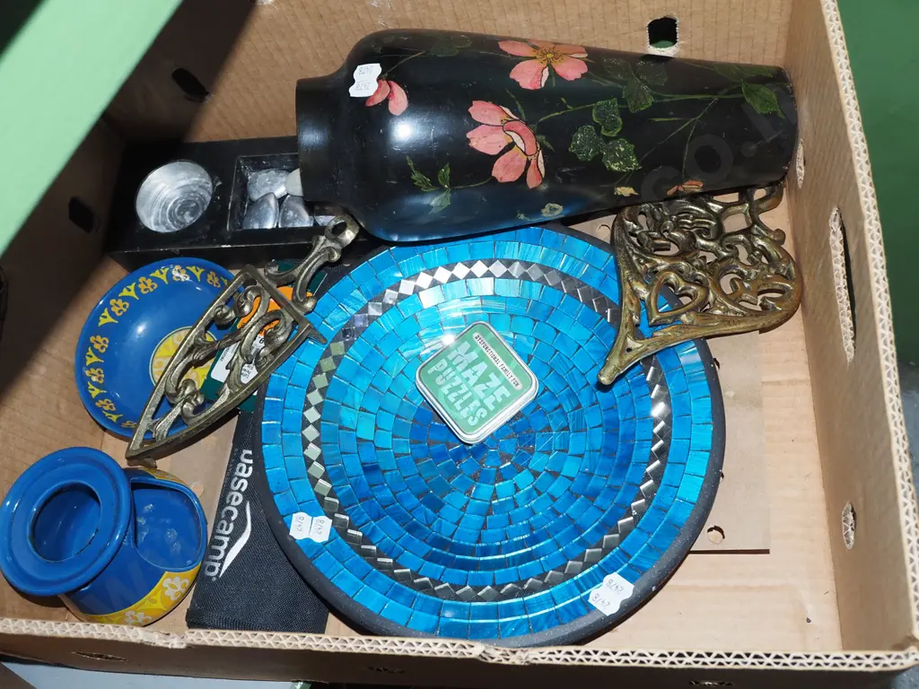 box; mosaic bowl, trivets, wooden vase etc Image 1++