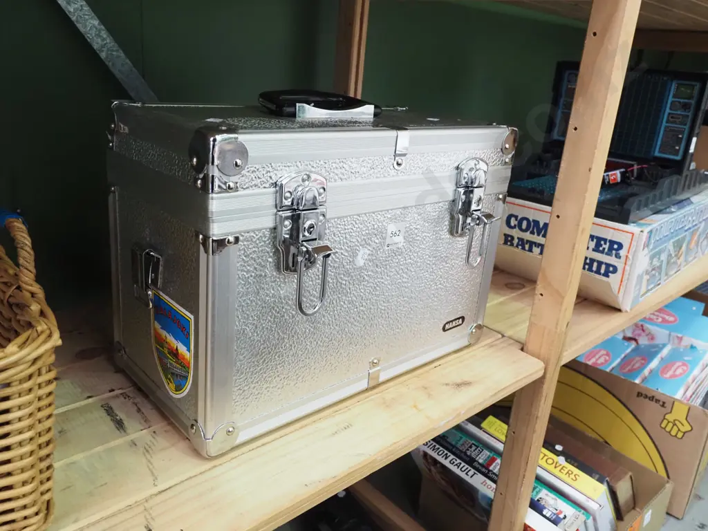 equipment case Image 1++