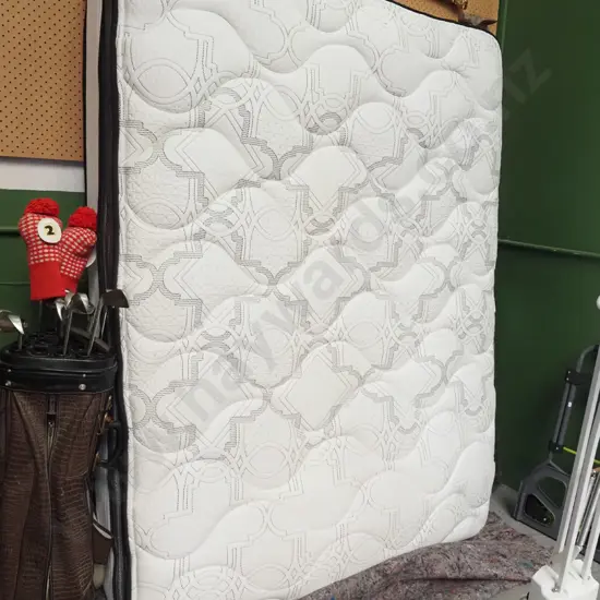 Beauty Rest queen mattress