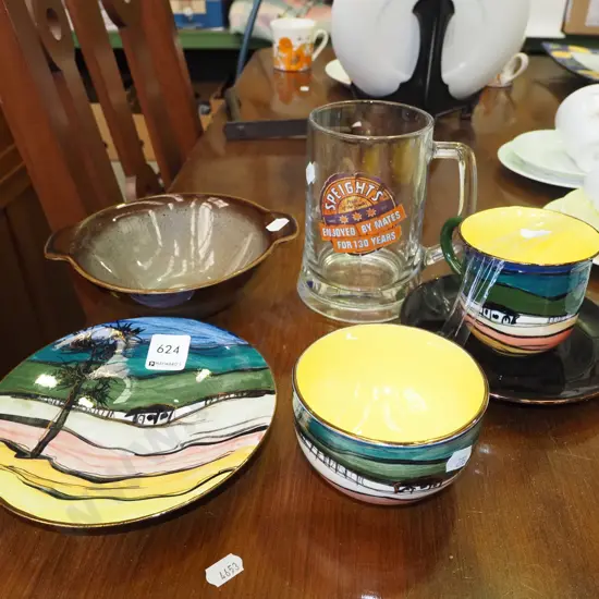 Helen Keen studio pottery items, Temuka bowl, Speights beer mug 