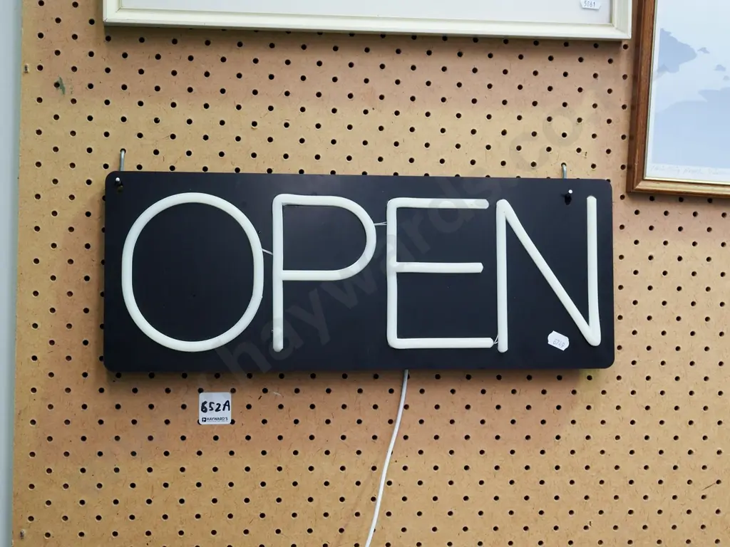 small LED "OPEN" sign with USB adapter and cord Image 1++