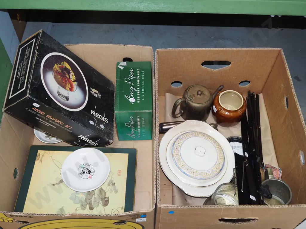 2x boxes; placemats, music stand, glass ware etc Image 1++