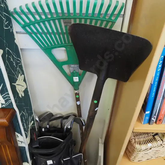 grass rake, wide mouth shovel