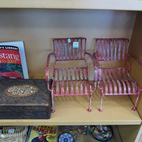 heavily carved trinket box, 2x metal outdoor dolls chairs