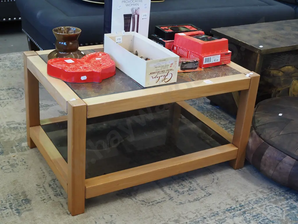 rimu and slate top coffee table Image 1++