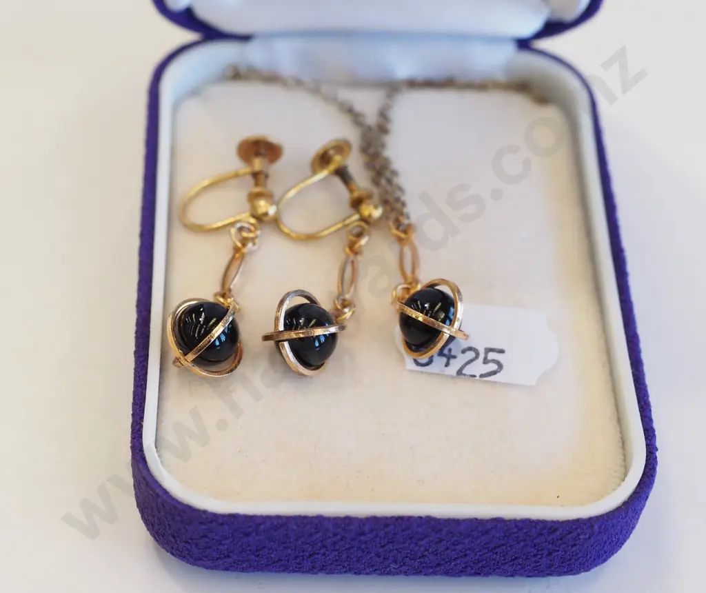 gold filled necklace and clip on earrings Image 1++