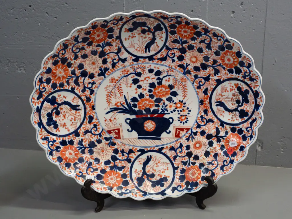 Imari oval dish or charger with scalloped rim, character mark on bottom L-470 W-390 Image 1++