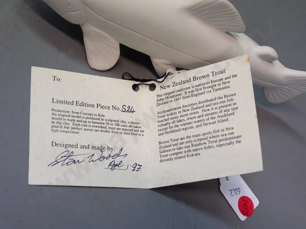 Ika Arts Dunedin NZ brown trout figure in with signed Stan Woods design card dated 1997 - L-210 Image 1++