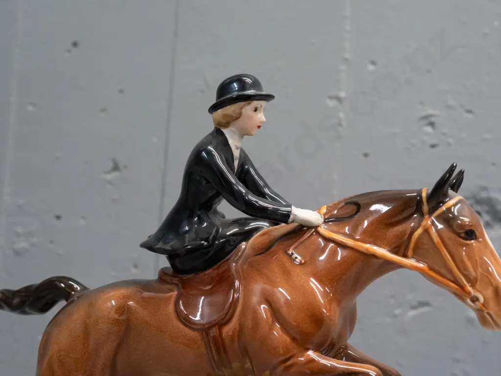 Beswick large jumping horse and side-saddle rider figurine H-260 L-265 Image 1++