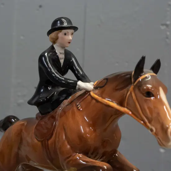 Beswick large jumping horse and side-saddle rider figurine H-260 L-265
