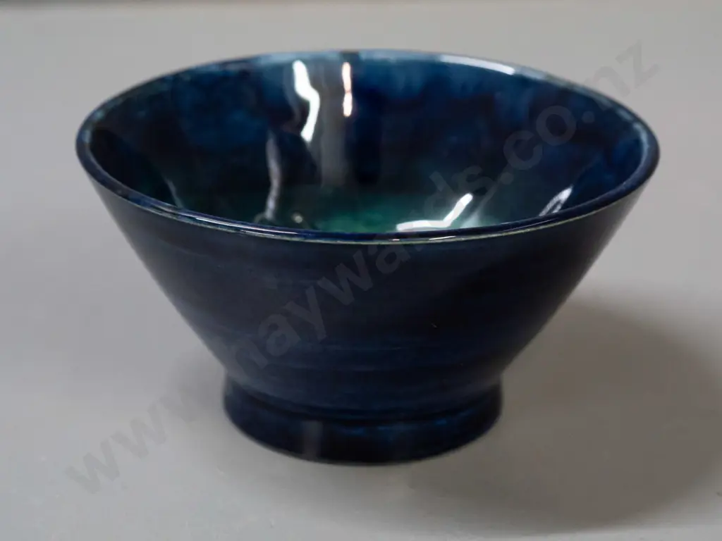vintage small dark blue pansy tube-lined Moorcroft flared-side bowl / dish D-110 - see photos for maker's marks Image 1++