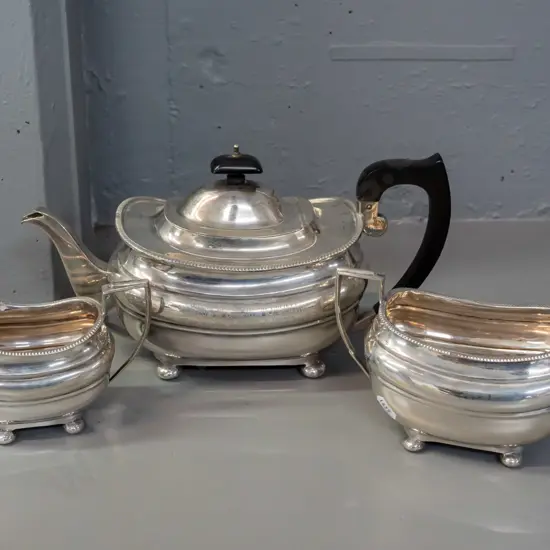 vintage sterling silver teapot, cream & sugar with bakelite handles, with 1920s hallmarks - teapot has 1928