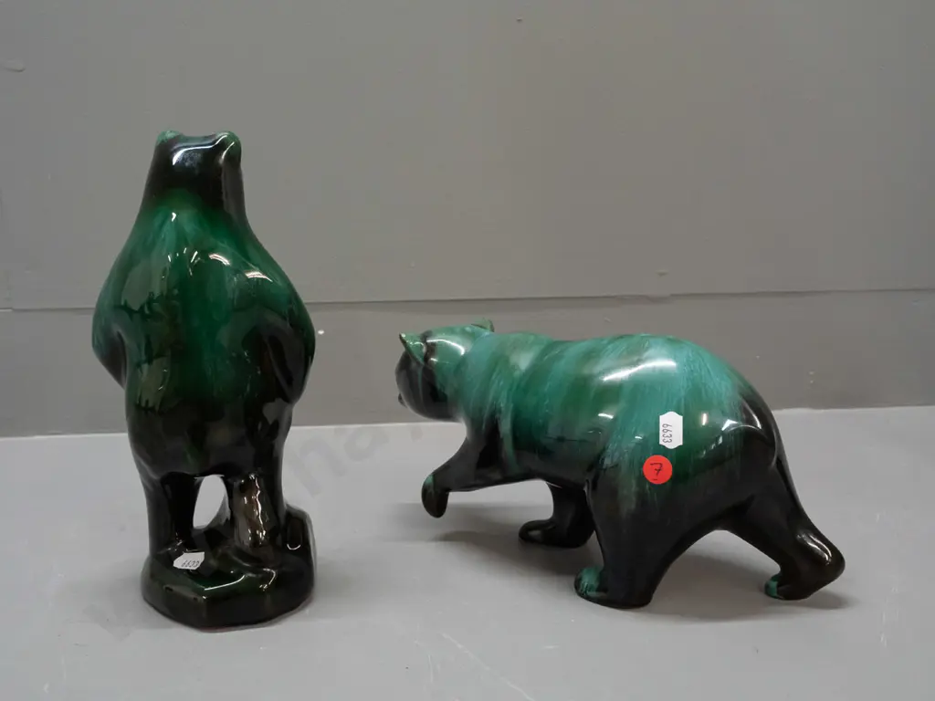 2 Blue Mountain pottery bear figurines - standing bear H-240 Image 1++