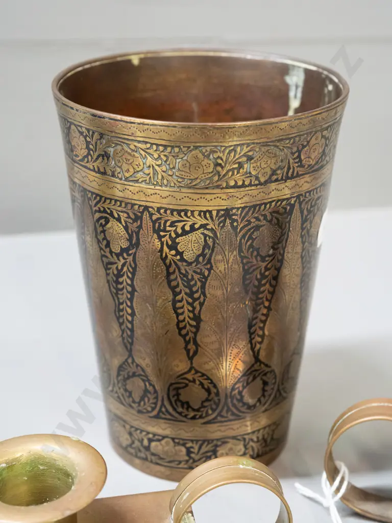 2 brass chambersticks marked Soho Dunny Light / Soho Foundry / Sovereign Hill Ballarat and a brass vase with Image 1++