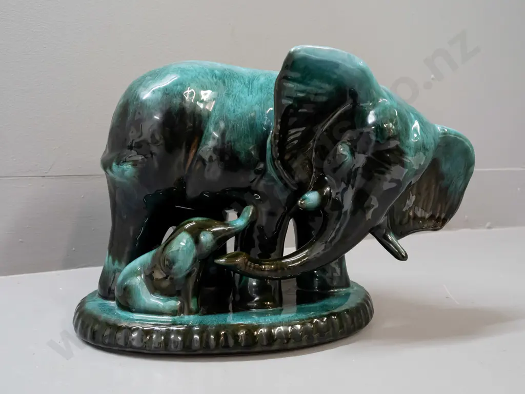 Blue Mountain pottery ltd. edition Romar series figurine with certificate: "The Tender Giant" elephant and calf Image 1++