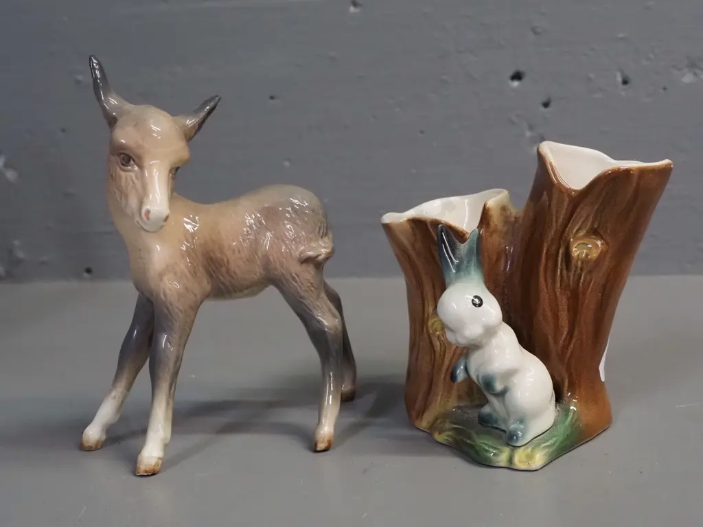 Beswick small donkey figure H-140 L-100 and a Hornsea bunny & tree stump bud vase - some staining inside Image 1++