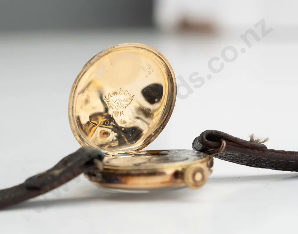 Waltham US wristwatch (10K case, approx 7gm) Image 1++