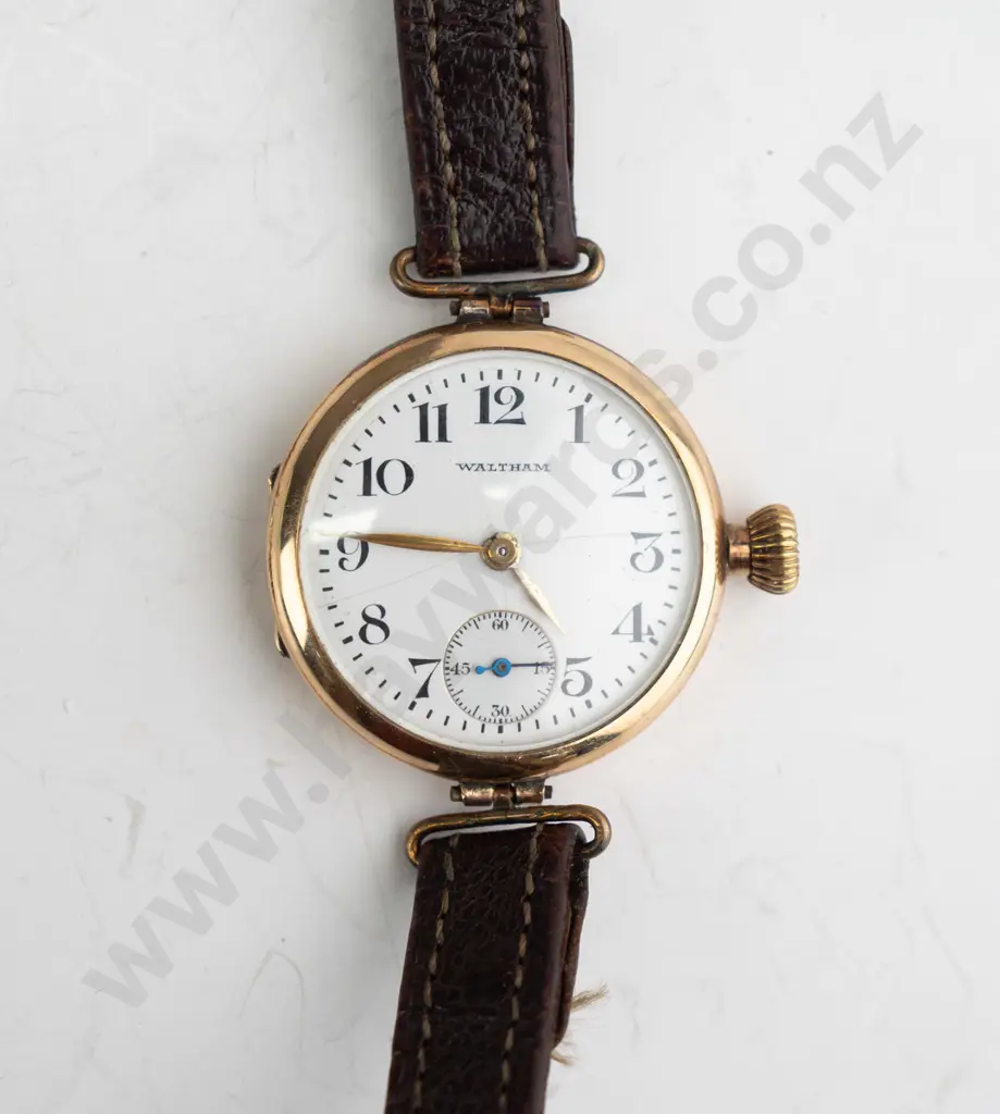 Waltham US wristwatch (10K case, approx 7gm) Image 1++