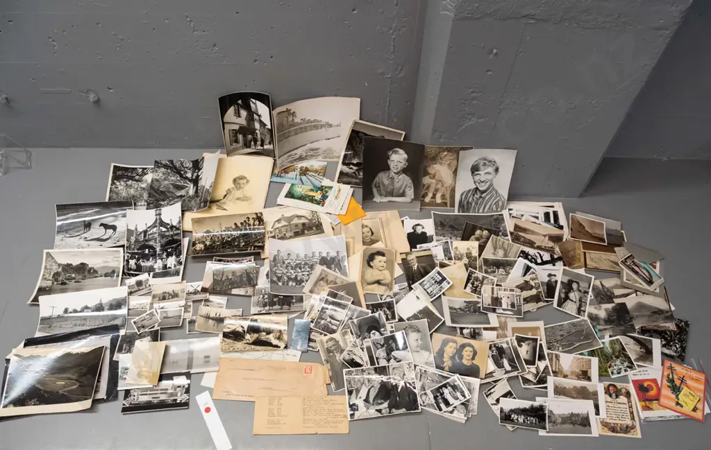 large collection of vintage photographs, family portraits, travel & wedding, scenic landscapes etc - including postcards Image 1++