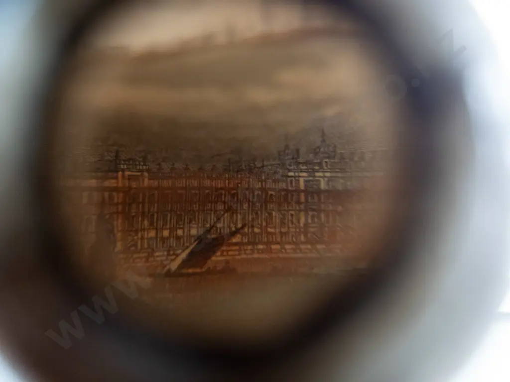 vintage souvenir alabaster "peep egg" with lens and rotating paper views of London landmarks inside - Image 1++