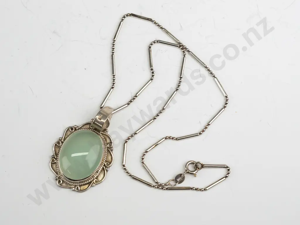 silver milky stone necklace stamped 925 Image 1++
