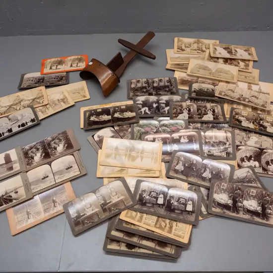 vintage stereoscope viewer and assorted stereo view cards with 7 New Zealand scenes, see photos. Some wear & tear to