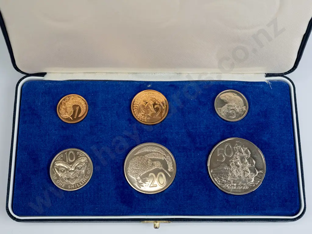 cased New Zealand coins 1968 Image 1++