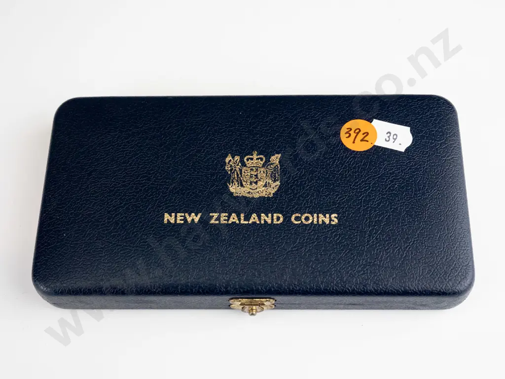 cased New Zealand coins 1968 Image 1++