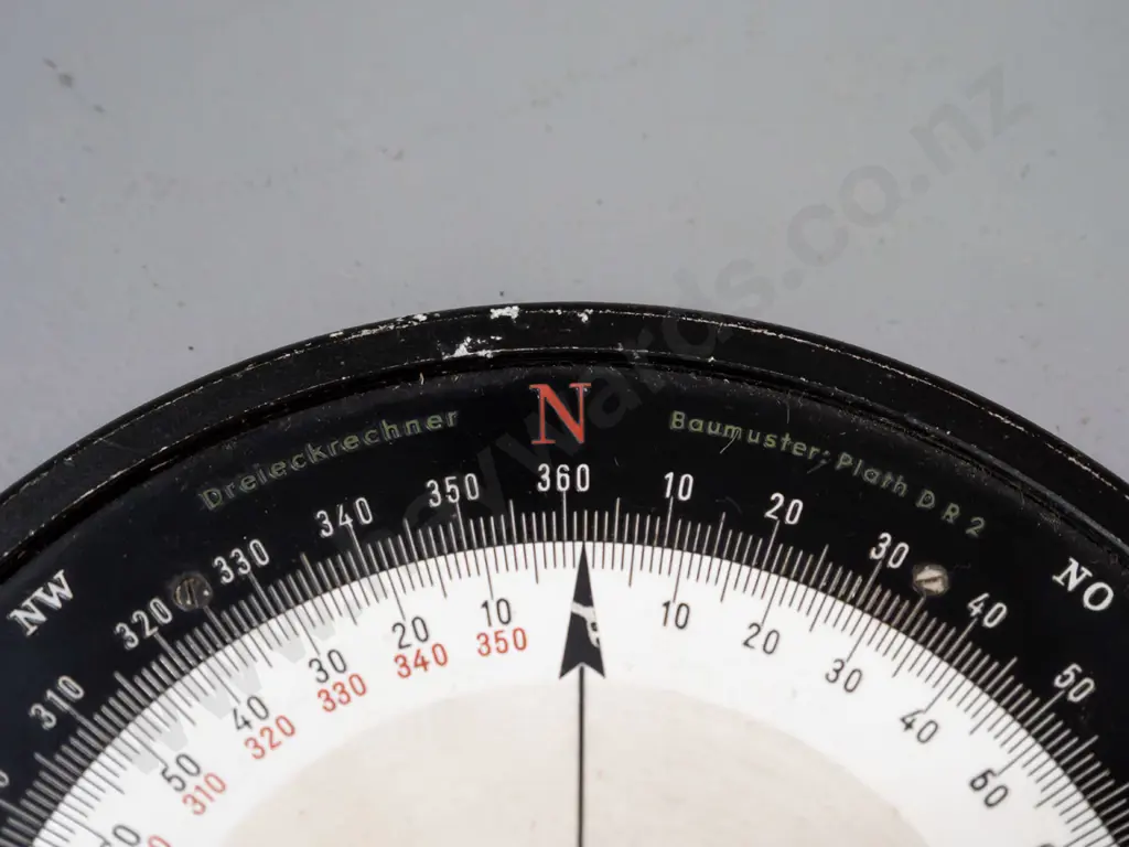 vintage German metal-framed flight calculator - marked Dreieckrechner / Baumaster Plath DR2 and Dennert & Pape, Hamburg Image 1++