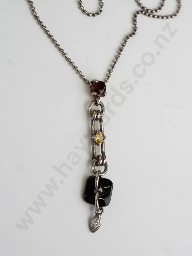 silver gemstone pendant stamped 925 Image 1++