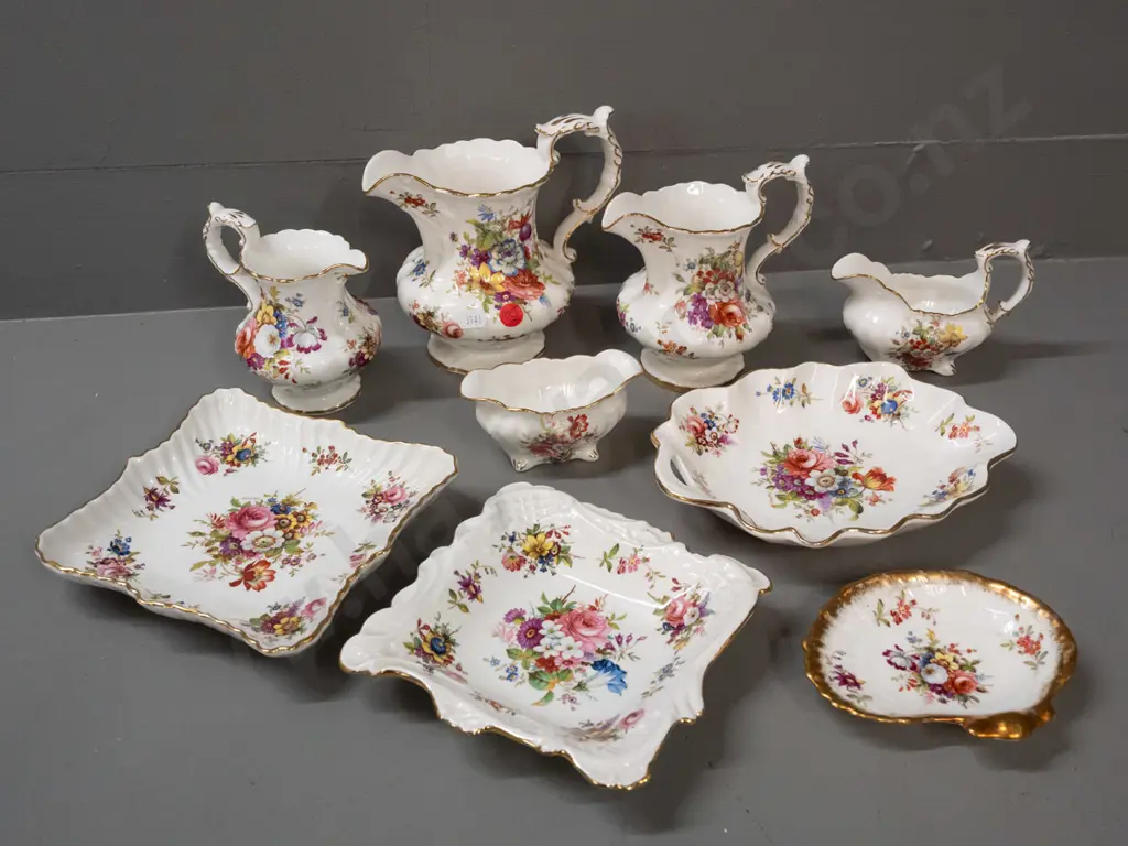 9 pieces of Hammersley fine pattern floral china - 4 dishes, 4 jugs, small bowl - largest jug H-150 Image 1++
