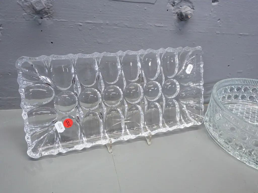 assorted vintage moulded glass bowls & serving trays, one bowl with silver-plated rim H-100 D-210 Image 1++