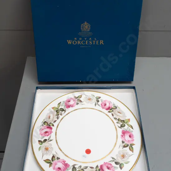 Royal Worcester Royal Garden cake plate with footed rim & original box D-280