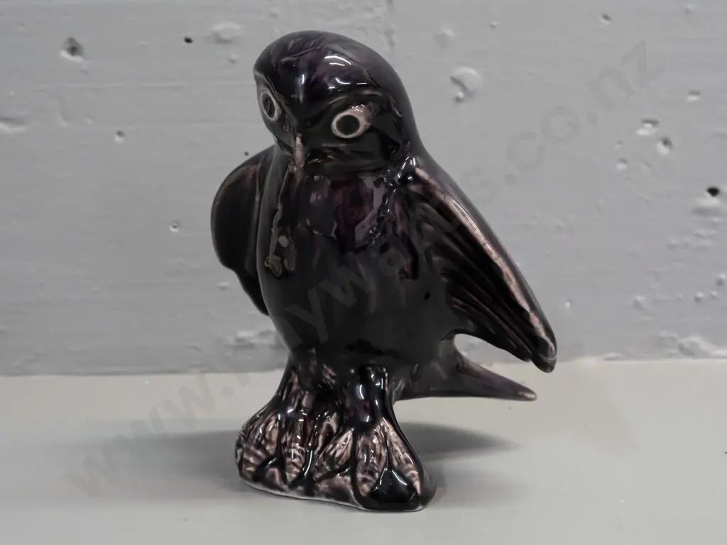 Bob Steiner Ceramics New Zealand pottery Ruru figure, dated 2009 - dark purple glaze H-160 Image 1++