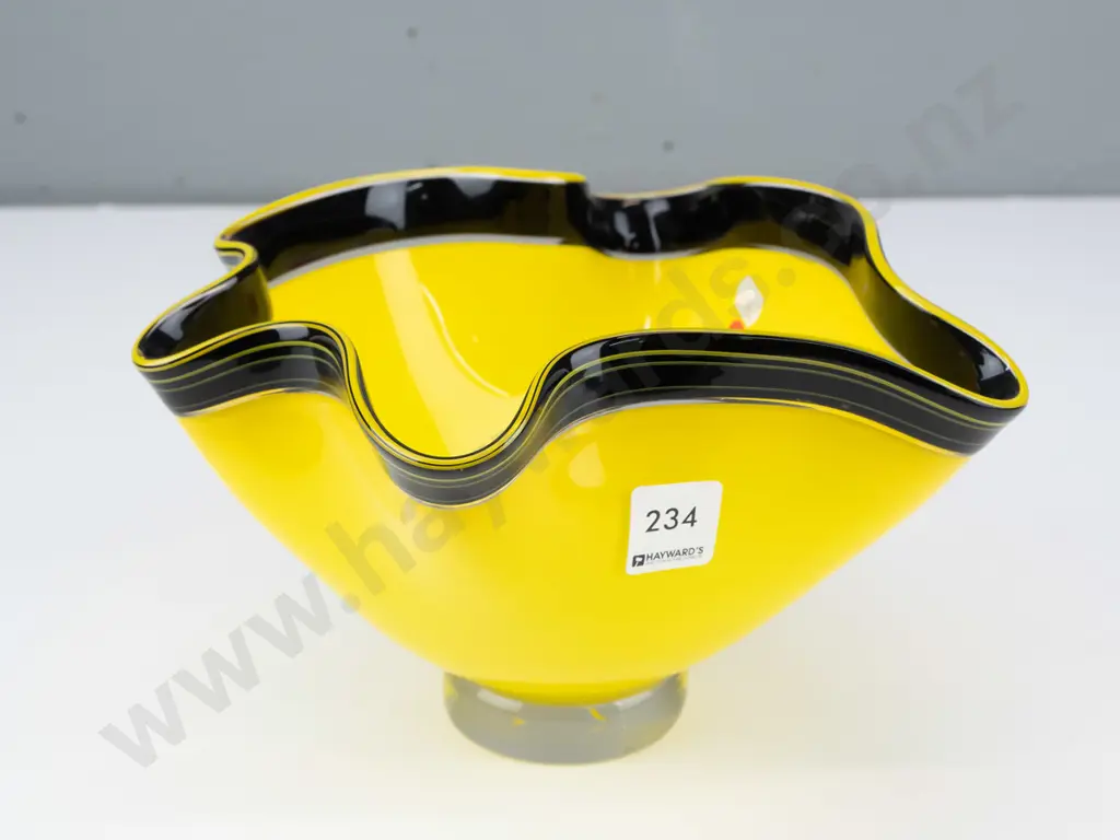 yellow and black frilled edged art glass bowl H140 Image 1++