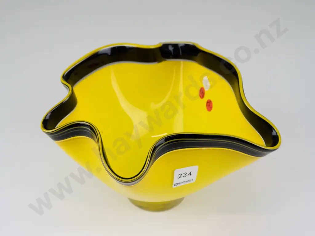 yellow and black frilled edged art glass bowl H140 Image 1++