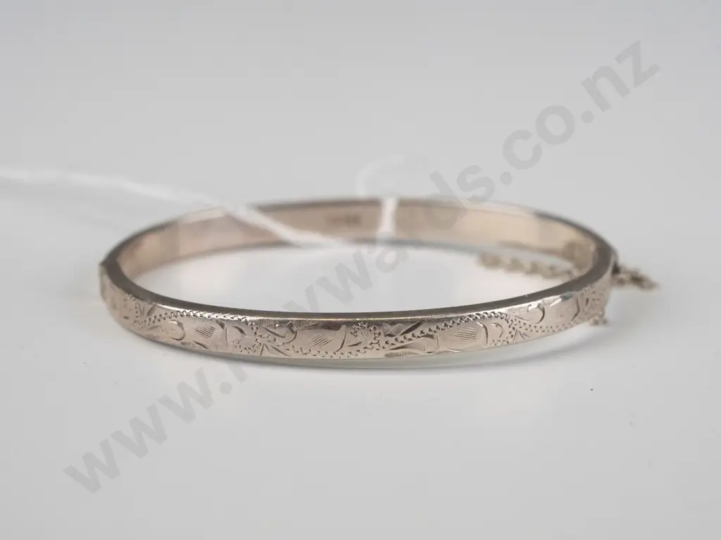 silver bangle with half engraved & safety chain broken 8gm Image 1++