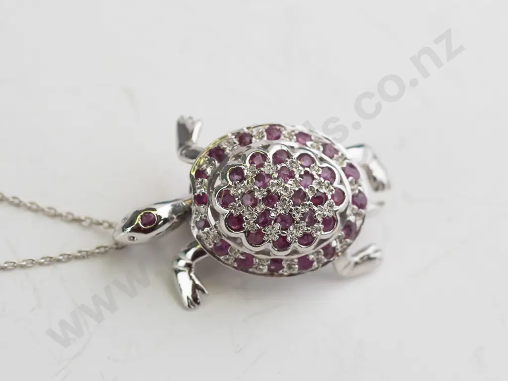 silver turtle necklace / brooch stamped 925 Image 1++
