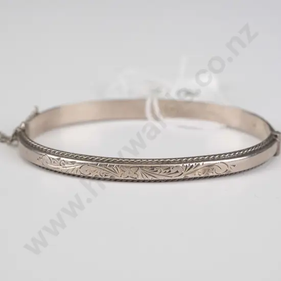 silver bangle with half engraved & with safety chain stamped stg sil 9gm