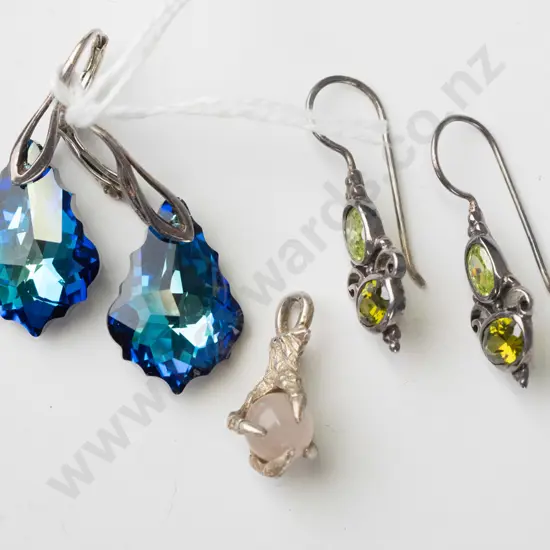 2 pairs of silver earrings stamped 925 & pendant no chain