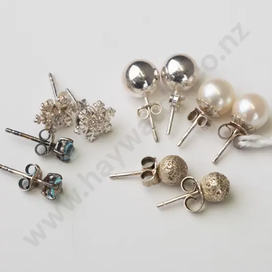 5 pairs of silver earrings
