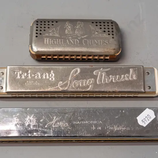 3 vintage harmonicas - German 2-sided "Highland Chimes", English Tri-Ang "Song Thrush" and Chinese "Hero" L-180.