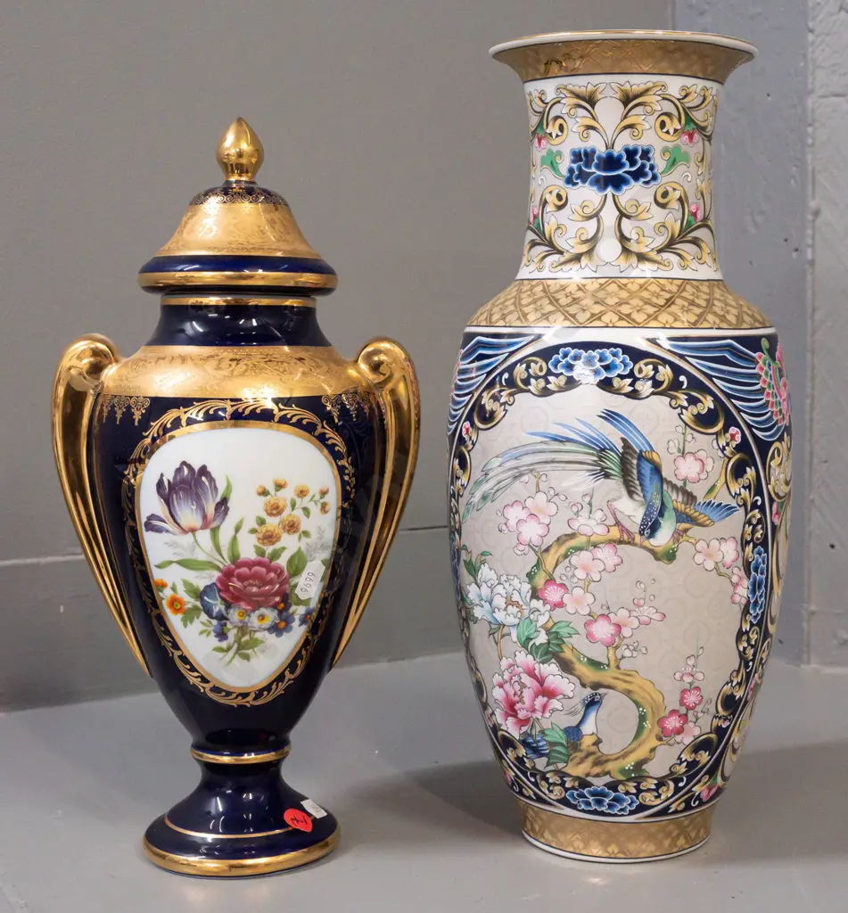 Limoges lidded urn vase with gilded handles and a "Seizan" Japanese vase with bird and floral motifs & gilded rim H-355 Image 1++