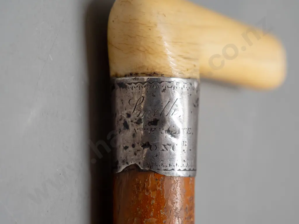 walking stick with carved bone handle, worn (sterling?) silver band with faint engraving, overall age wear L-880 Image 1++